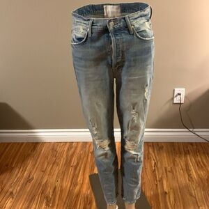 MOTHER The Super Stunner Ankle Distressed Blue Jeans Women's Size 26